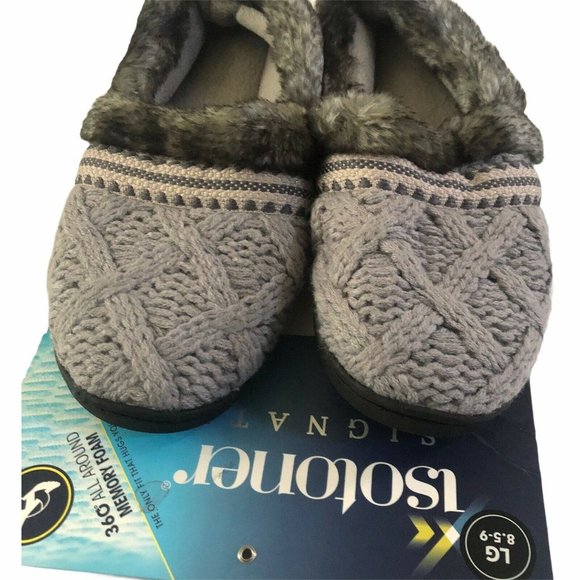Isotoner Signature 8.5 - 9 Gray Sweater Slippers - Picture 6 of 9